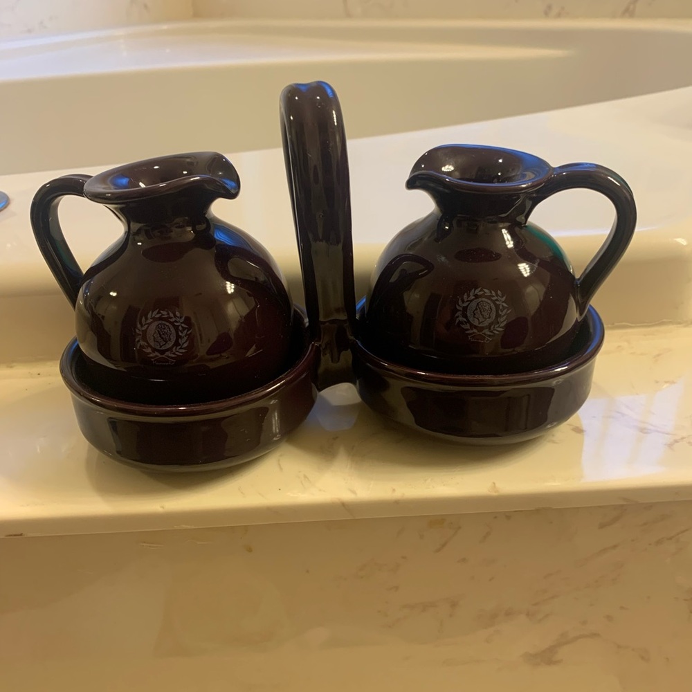 Mama Ro oil and vinegar service set pottery, brownish purple. Made in Italy